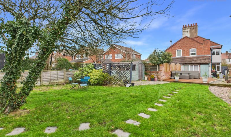 Green Lane, Vicars Cross, CH3