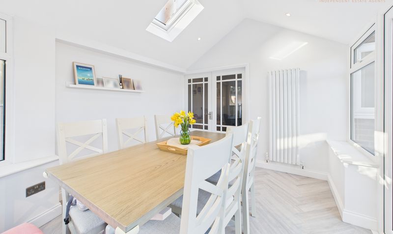 Alyn Road, Mickle Trafford, CH2