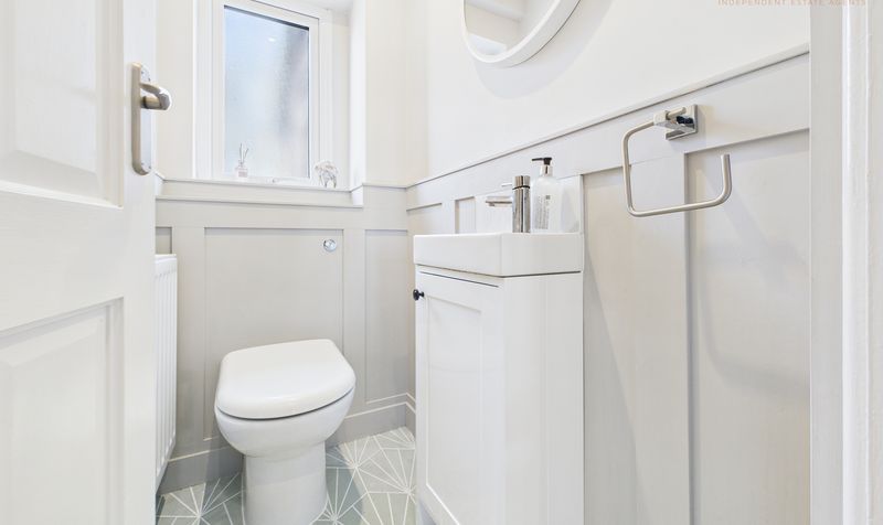 Alyn Road, Mickle Trafford, CH2