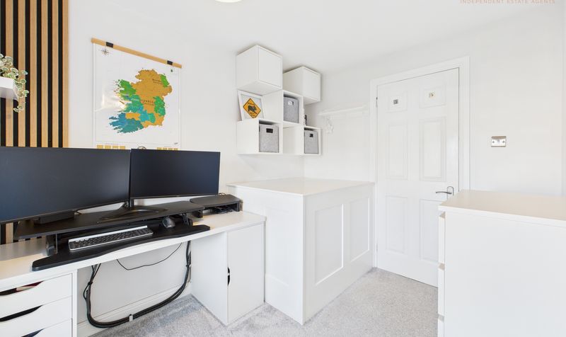 Alyn Road, Mickle Trafford, CH2