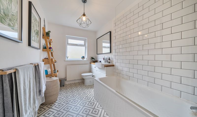 Ebbisham Road, Epsom, KT18