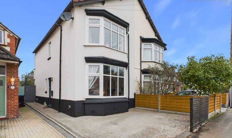 Green Lane, Vicars Cross, CH3
