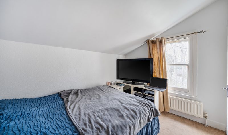 College Road, Epsom, KT17