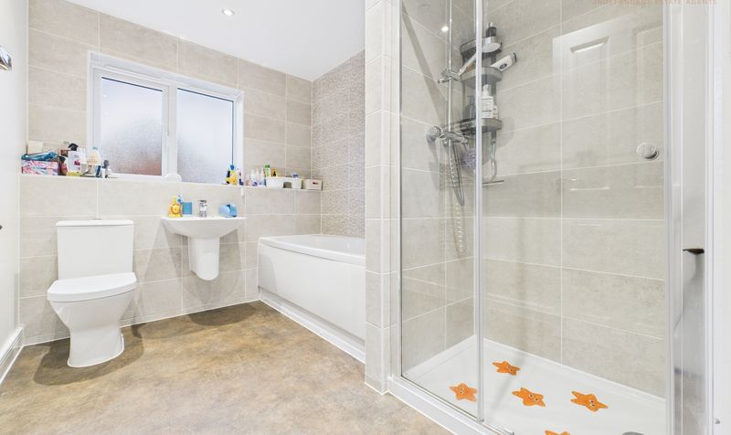 Carlton Meadows, Llay, LL12