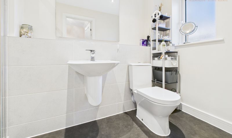 Carlton Meadows, Llay, LL12