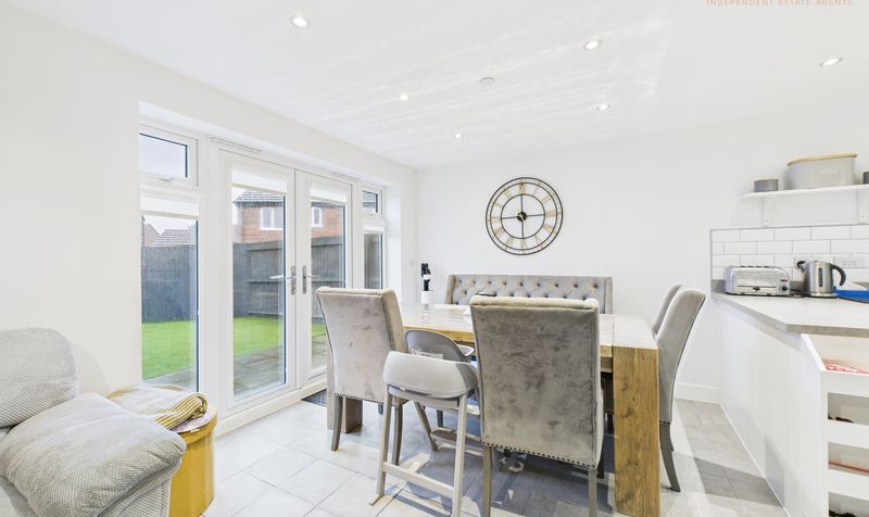 Carlton Meadows, Llay, LL12