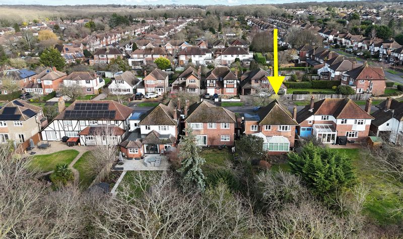 Broadhurst, Ashtead, KT21