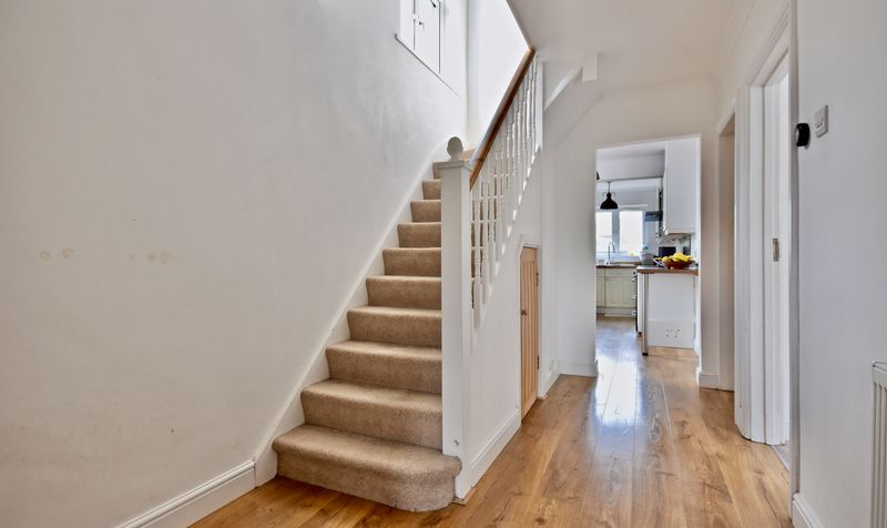 Oakhill Close, Ashtead, KT21