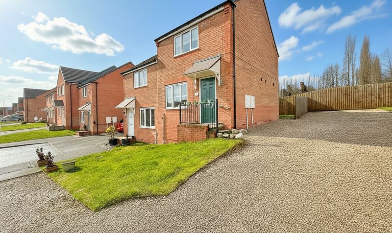 Calder Close, Mirfield, WF14