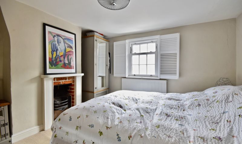 Woodfield Lane, Ashtead, KT21
