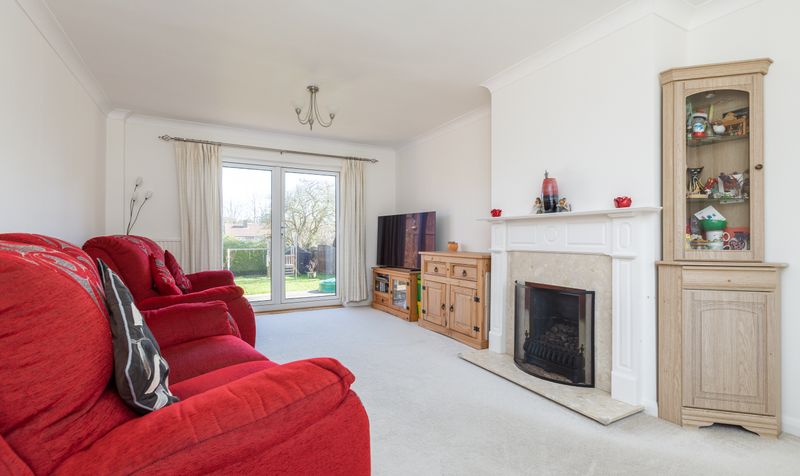 3 Bedroom House For Sale &ndash; Wigram Way, Stevenage, SG2 2