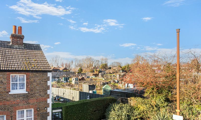 Meadow Walk, Epsom, KT17