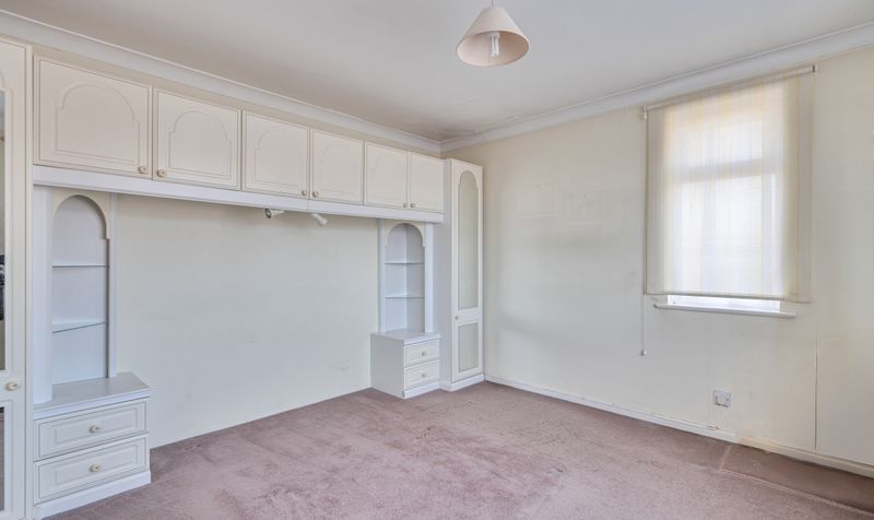 Meadow Walk, Epsom, KT17