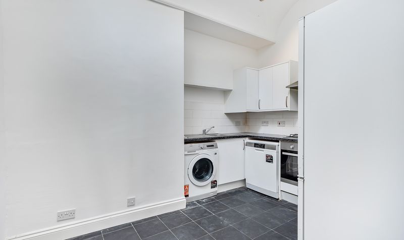 Woodcote Road, Epsom, KT18