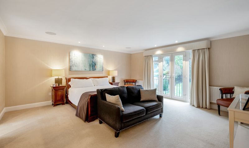 Pauls Place, Ashtead, KT21