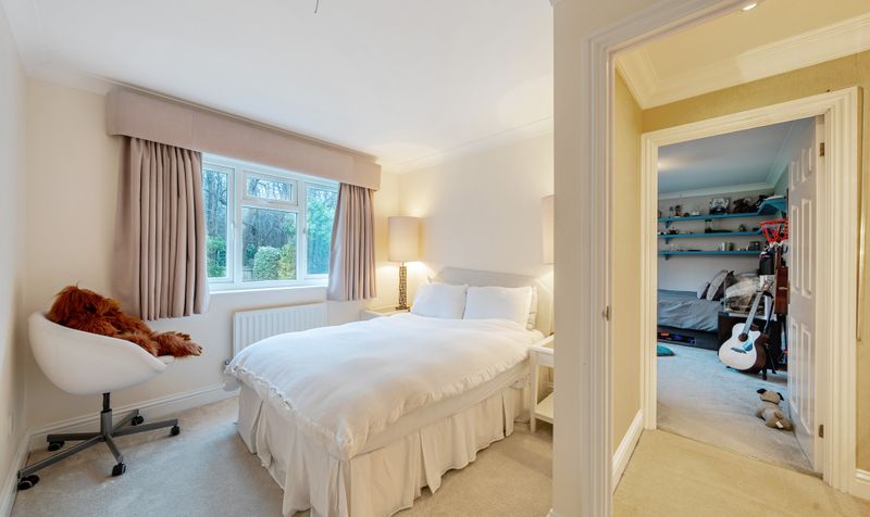 Pauls Place, Ashtead, KT21