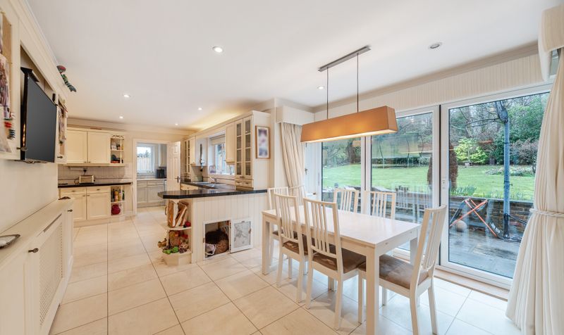 Pauls Place, Ashtead, KT21