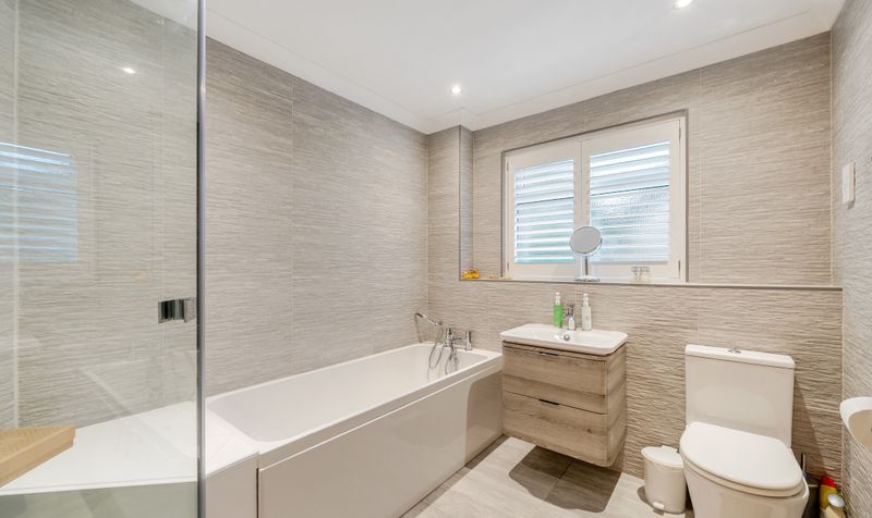 Pauls Place, Ashtead, KT21