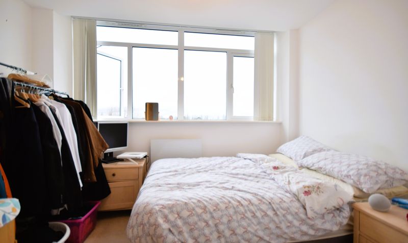 East Street, Jukes House, KT17