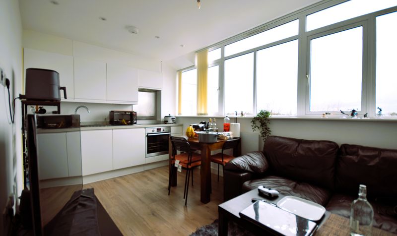 East Street, Jukes House, KT17