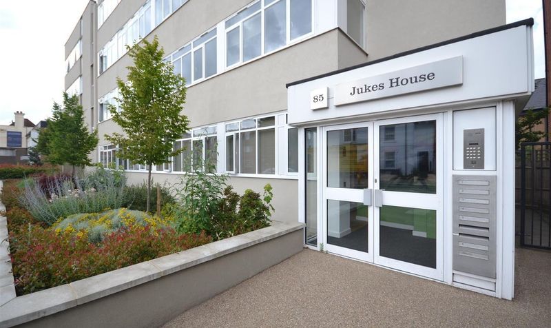 East Street, Jukes House, KT17