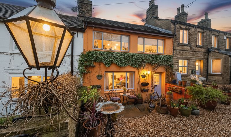Daisy Chain Cottage, Poplar Bank, Fenay Bridge
