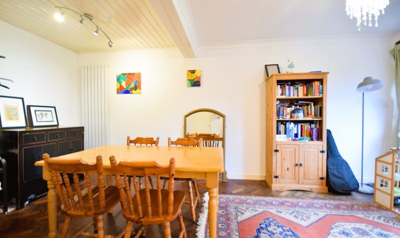 Montrouge Crescent, Epsom, KT17