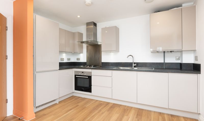 2 Bedroom Apartment For Sale &ndash; Allwoods Place, Hitchin, SG4 2