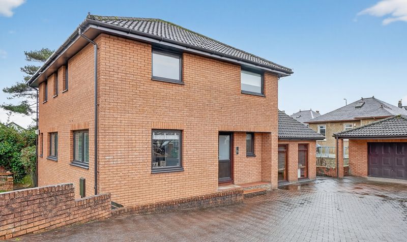 10 McLuckie Drive, Kilwinning, KA13 6DL