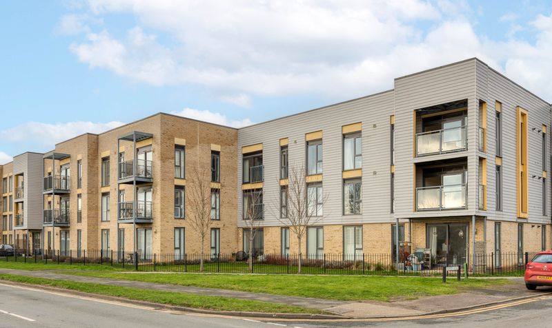 2 Bedroom Apartment For Sale &ndash; Allwoods Place, Hitchin, SG4