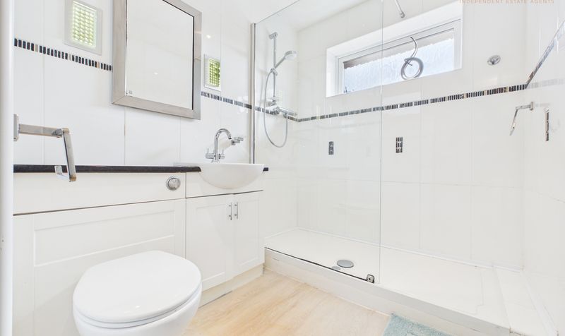 Heath Lane, Boughton, CH3