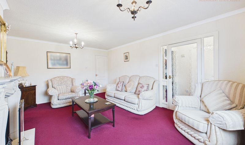 Heath Lane, Boughton, CH3