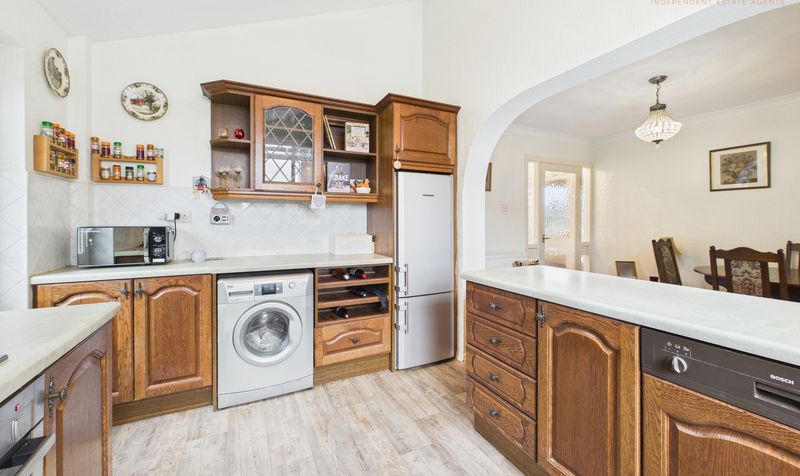 Heath Lane, Boughton, CH3
