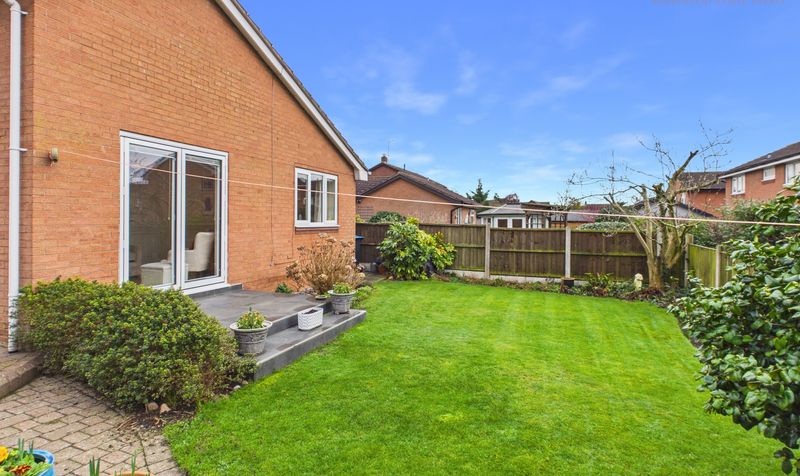 Heath Lane, Boughton, CH3