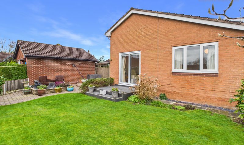 Heath Lane, Boughton, CH3