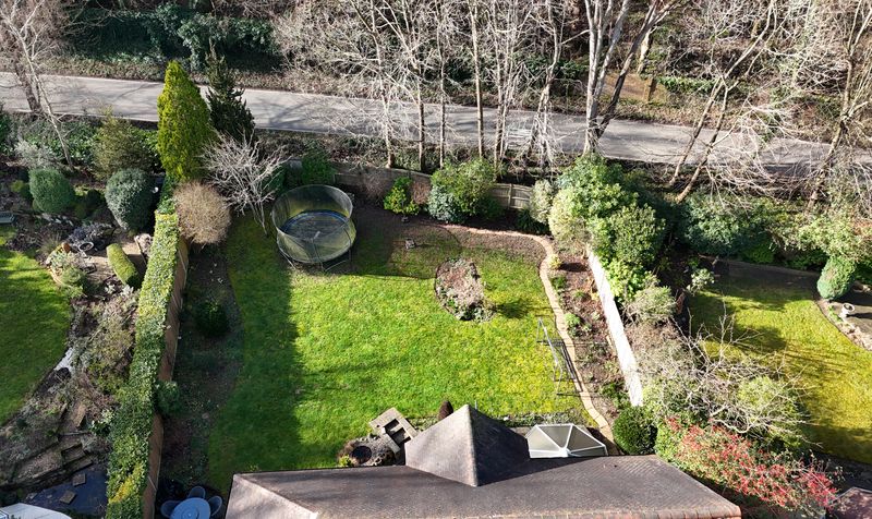 Pauls Place, Ashtead, KT21