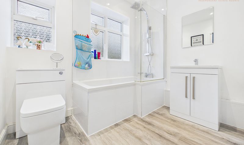 Woodlands Drive, Hoole, CH2