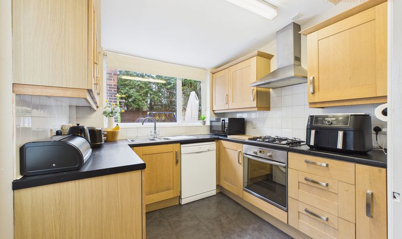 Woodlands Drive, Hoole, CH2