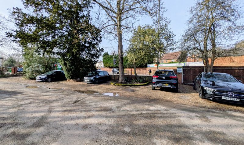 Woodcote Road, Epsom, KT18