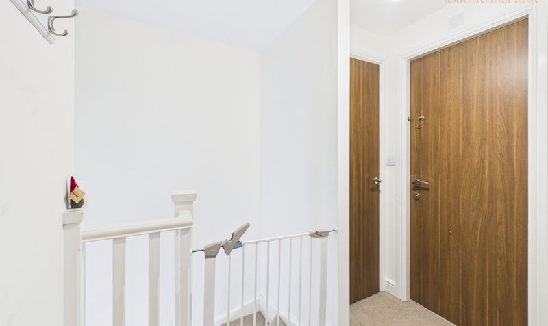 Upton Grange, Upton, CH2