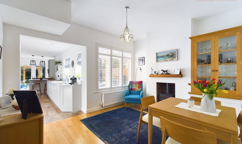 Earlsway, Curzon Park, CH4
