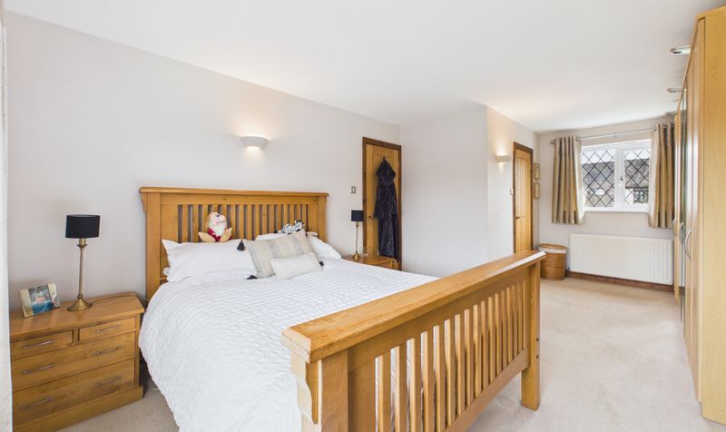 Brooke Avenue, Upton, CH2