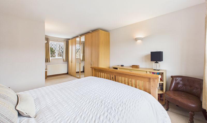 Brooke Avenue, Upton, CH2