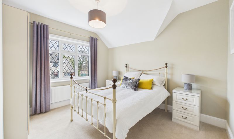 Brooke Avenue, Upton, CH2