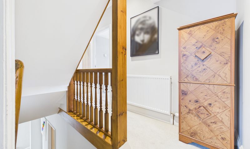 Brooke Avenue, Upton, CH2