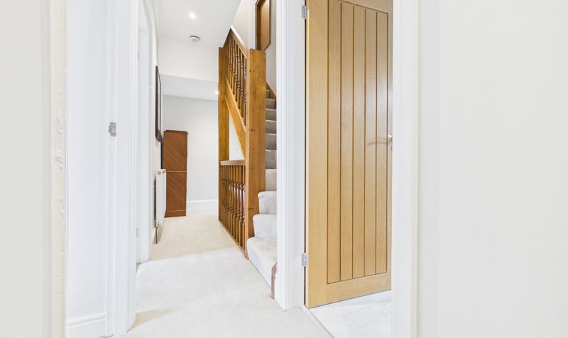 Brooke Avenue, Upton, CH2