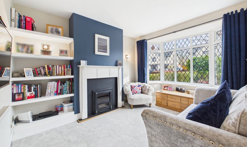 Brooke Avenue, Upton, CH2