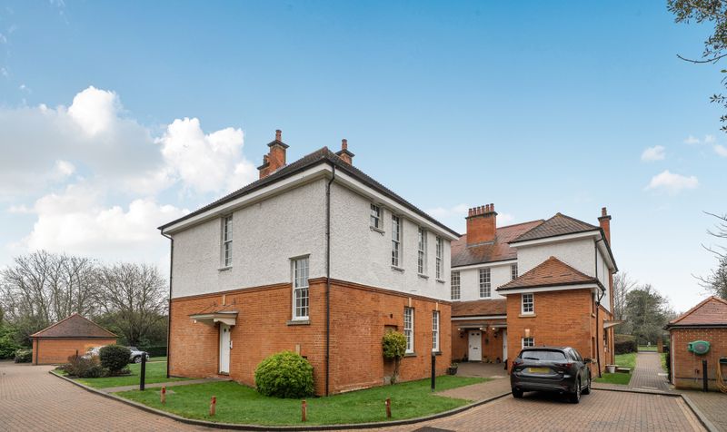 Grove Close, Crossness House Grove Close, KT19