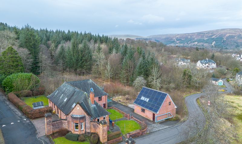 South Lodge, Lennoxtown