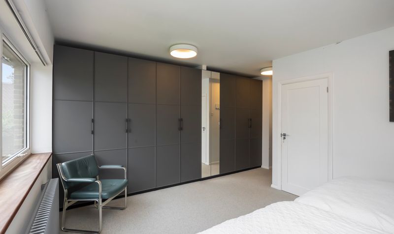 Oaken Coppice, Ashtead, KT21